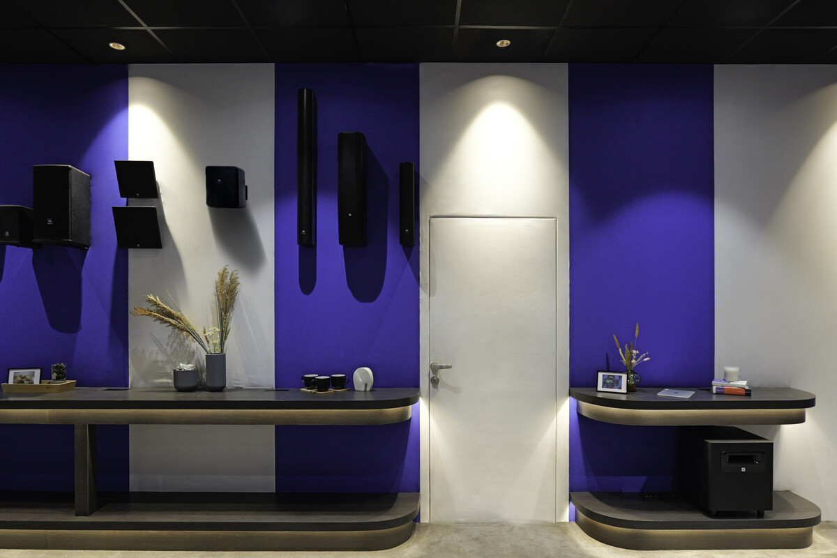 audio experience centre for apex solutions